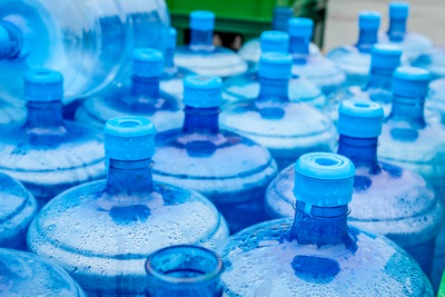 Agua destilada
